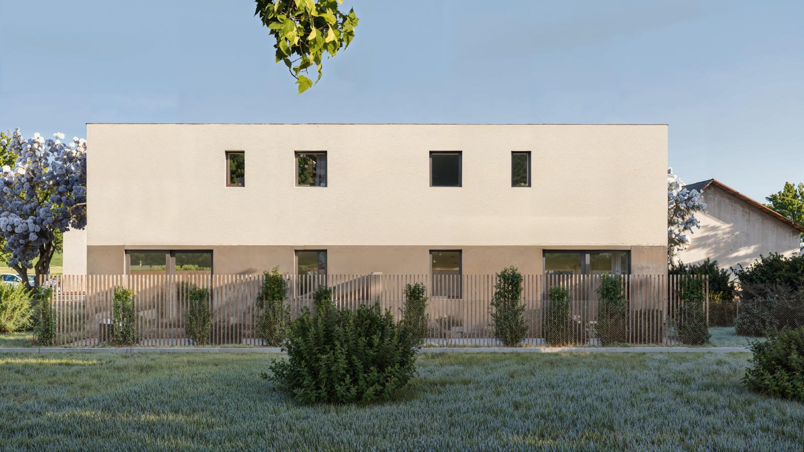 Dvojna kuća Majerje - Zapadno pročelje