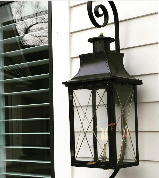 Primo Royal Gas Wall Mount Lifestyle 7