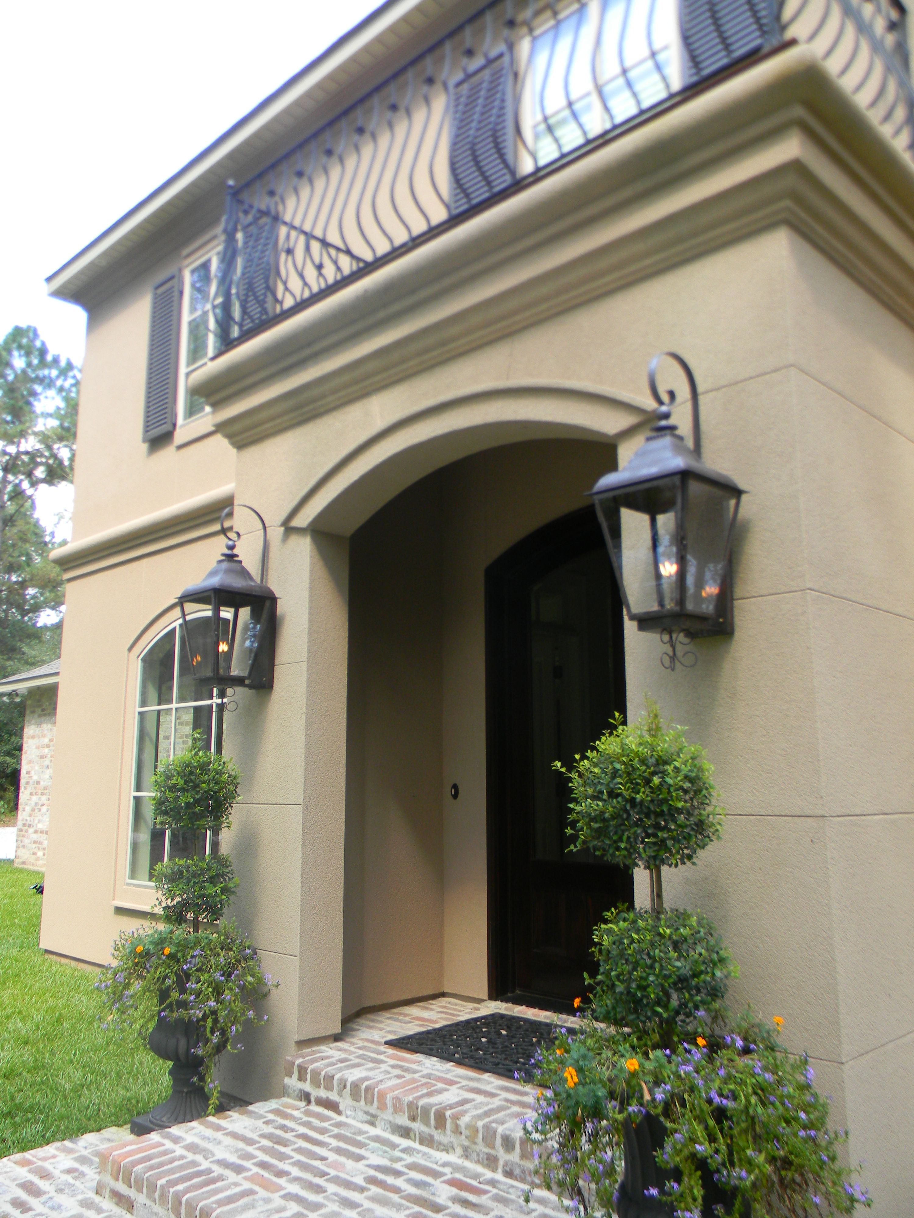 St. James Brunswick Gas Wall Mount Lifestyle 14