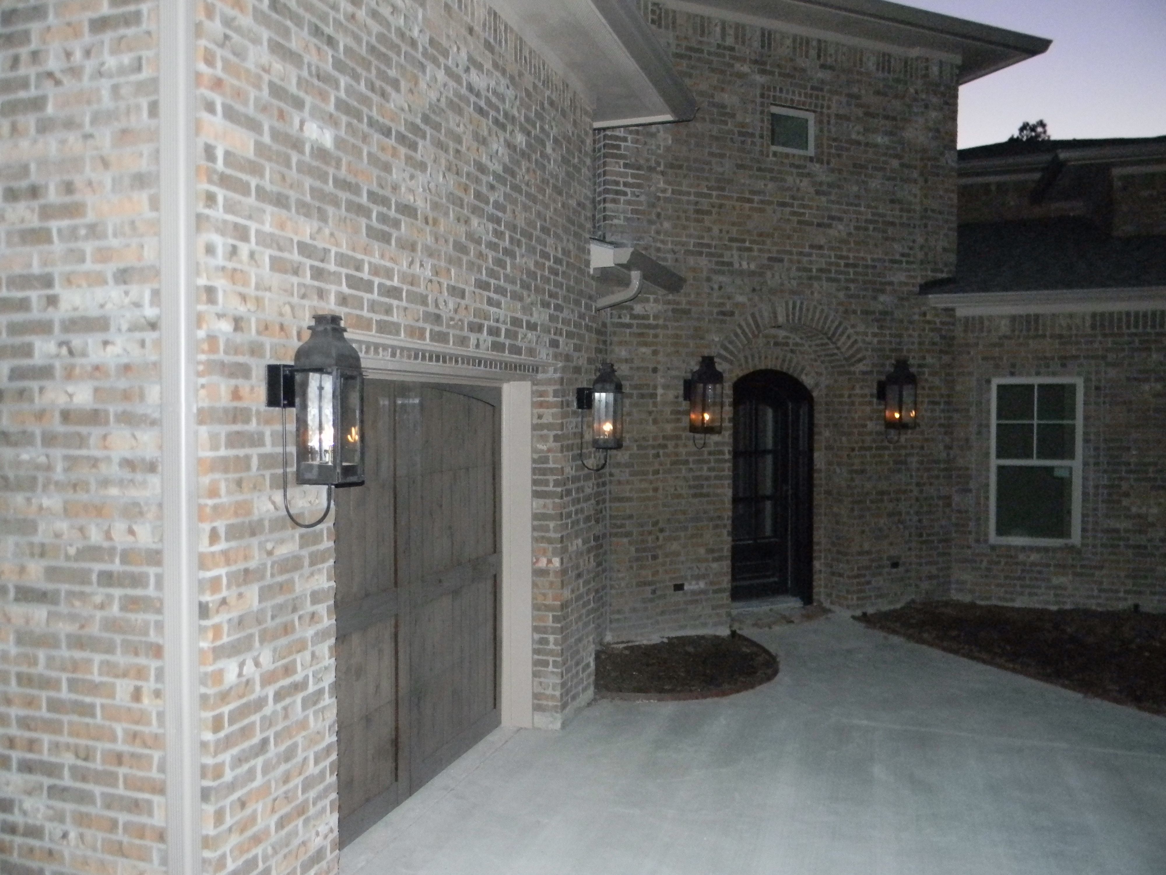 St. James Sarasota Gas Wall Mount Lifestyle 54