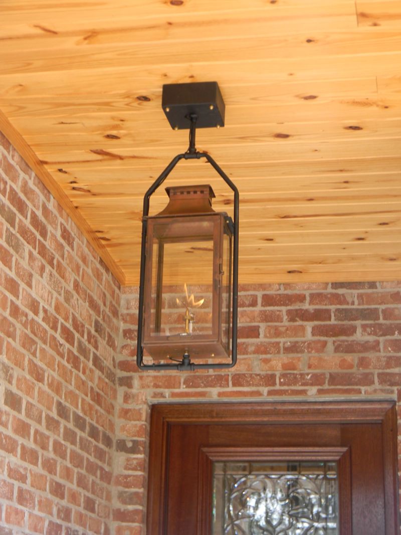 St. James Gas Full Yoke Hanging Lifestyle 9