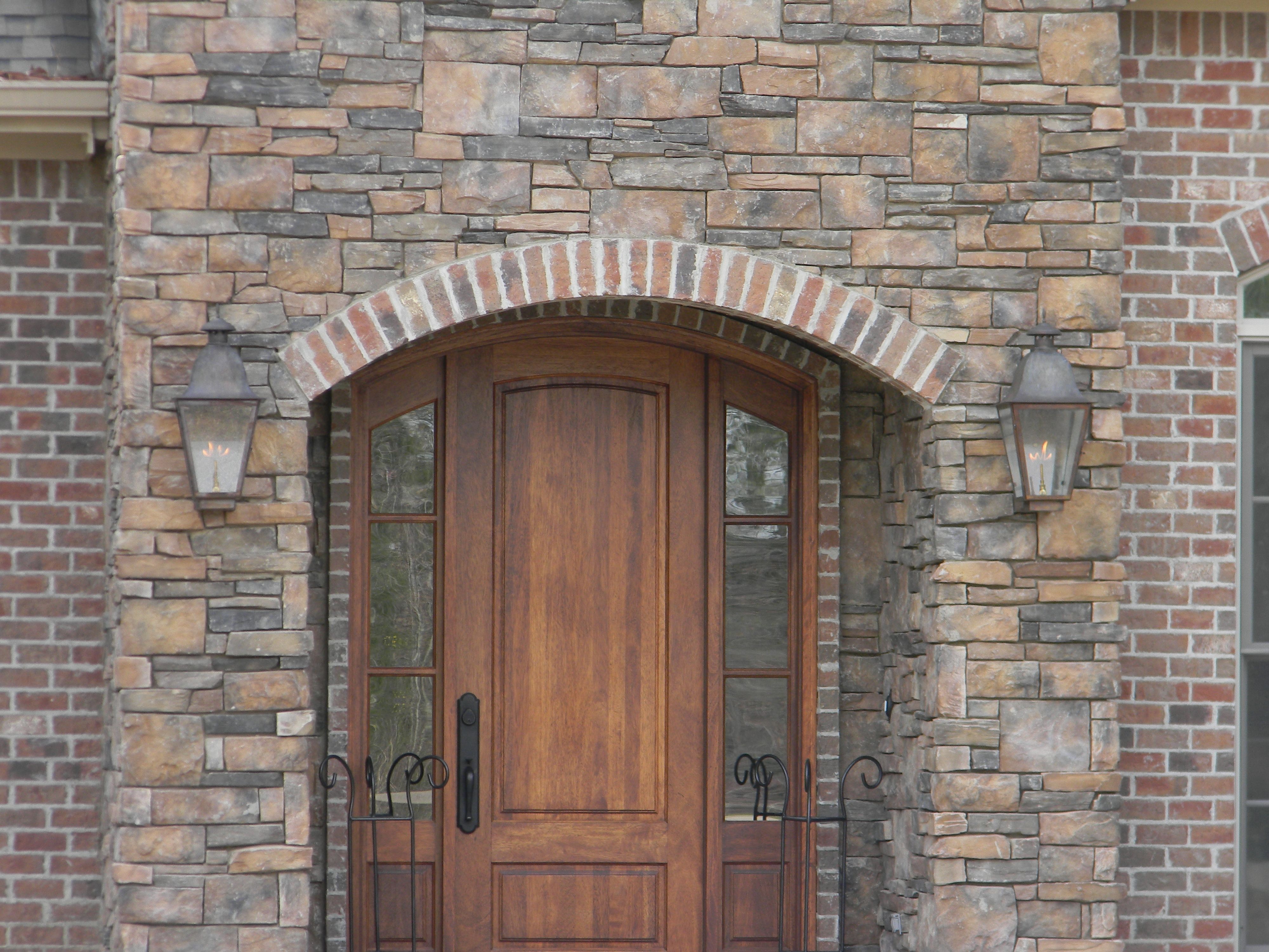 St. James Quebec Gas Wall Mount Lifestyle 59