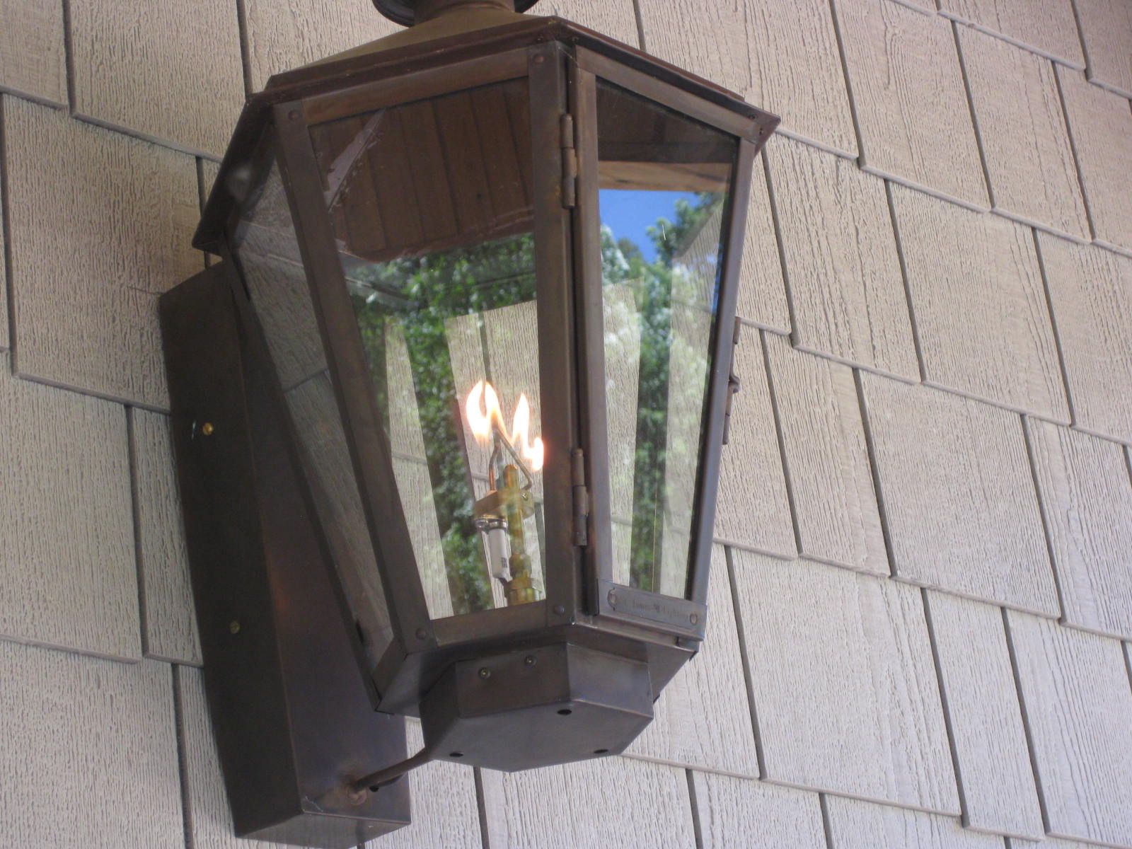 St. James Biloxi Gas Wall Mount Lifestyle 19