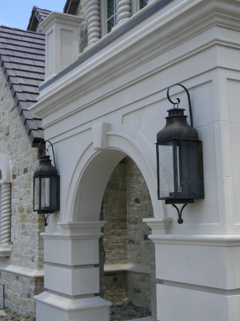 St. James Sarasota Gas Top Scroll Wall Mount Lifestyle 68