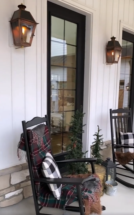 Primo Gas Wall Mount Lifestyle 43