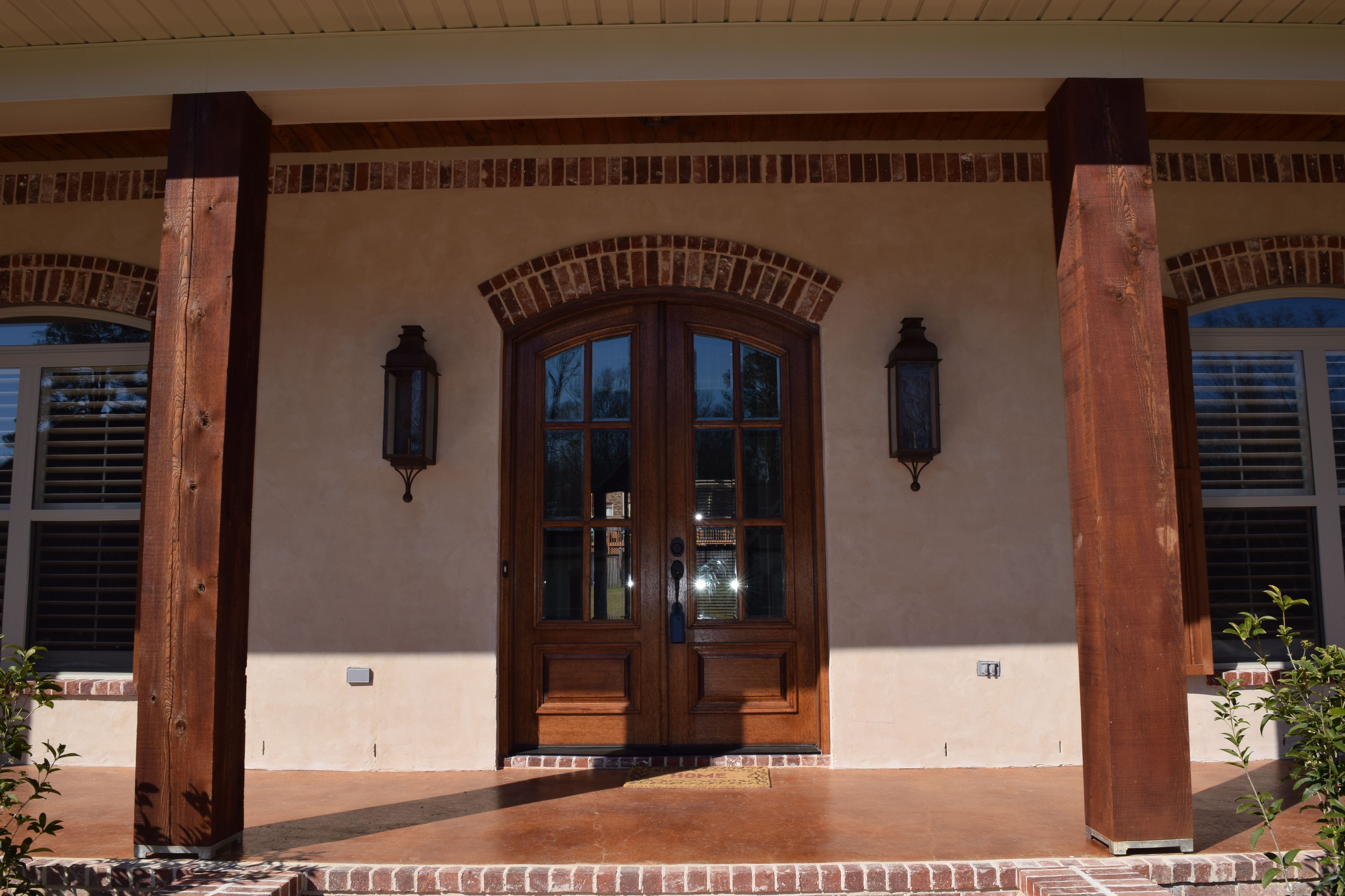 St. James Sarasota Gas Wall Mount Lifestyle 48