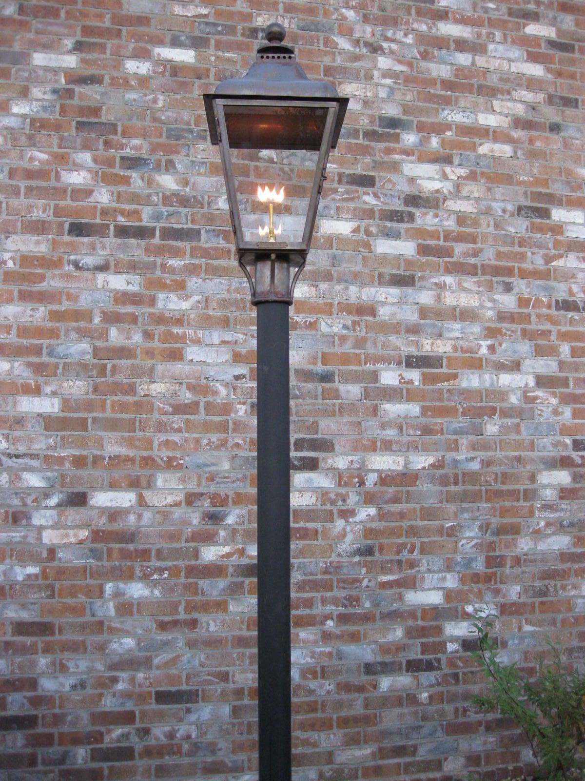 St. James Brunswick Gas Post Mount Lifestyle 9