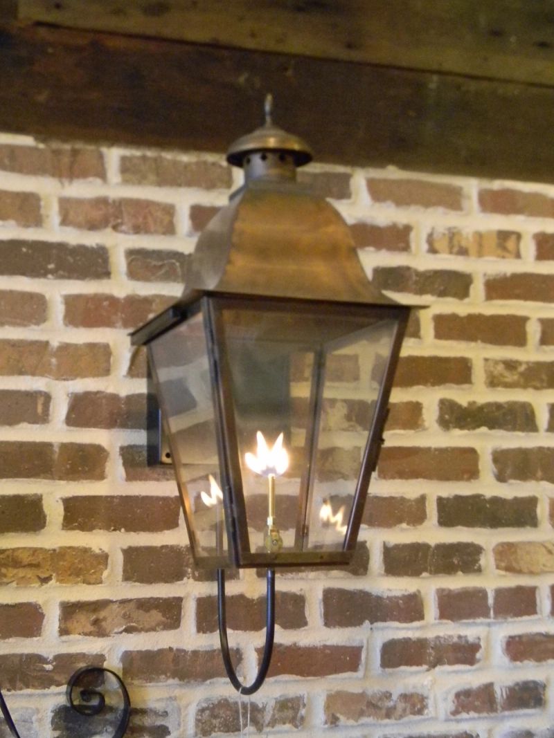 St. James Quebec Gas Wall Mount Lifestyle 37