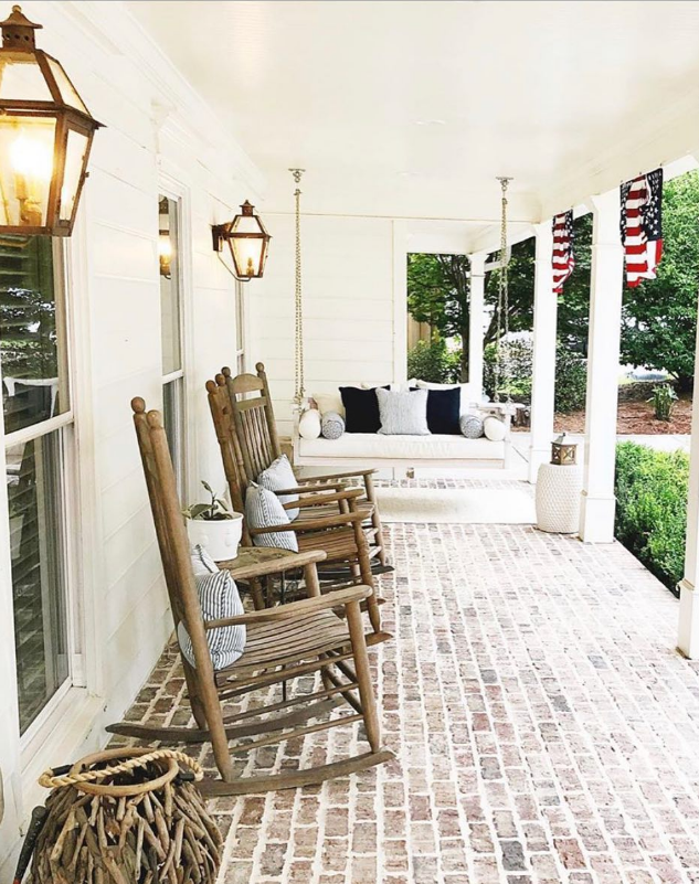 Primo Orleans Electric Wall Mount Lifestyle 29