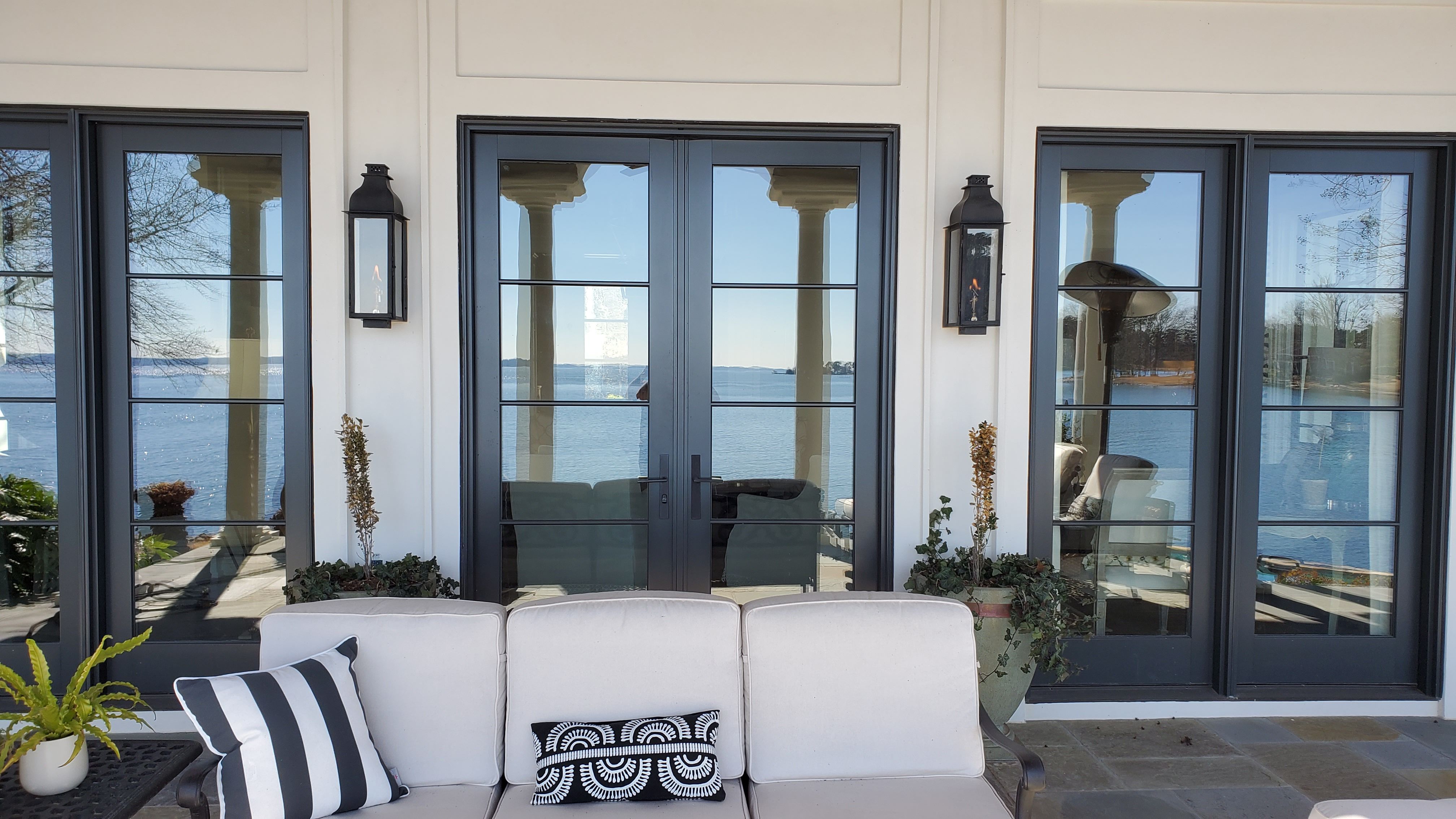 St. James Sarasota Gas Wall Mount Lifestyle 40