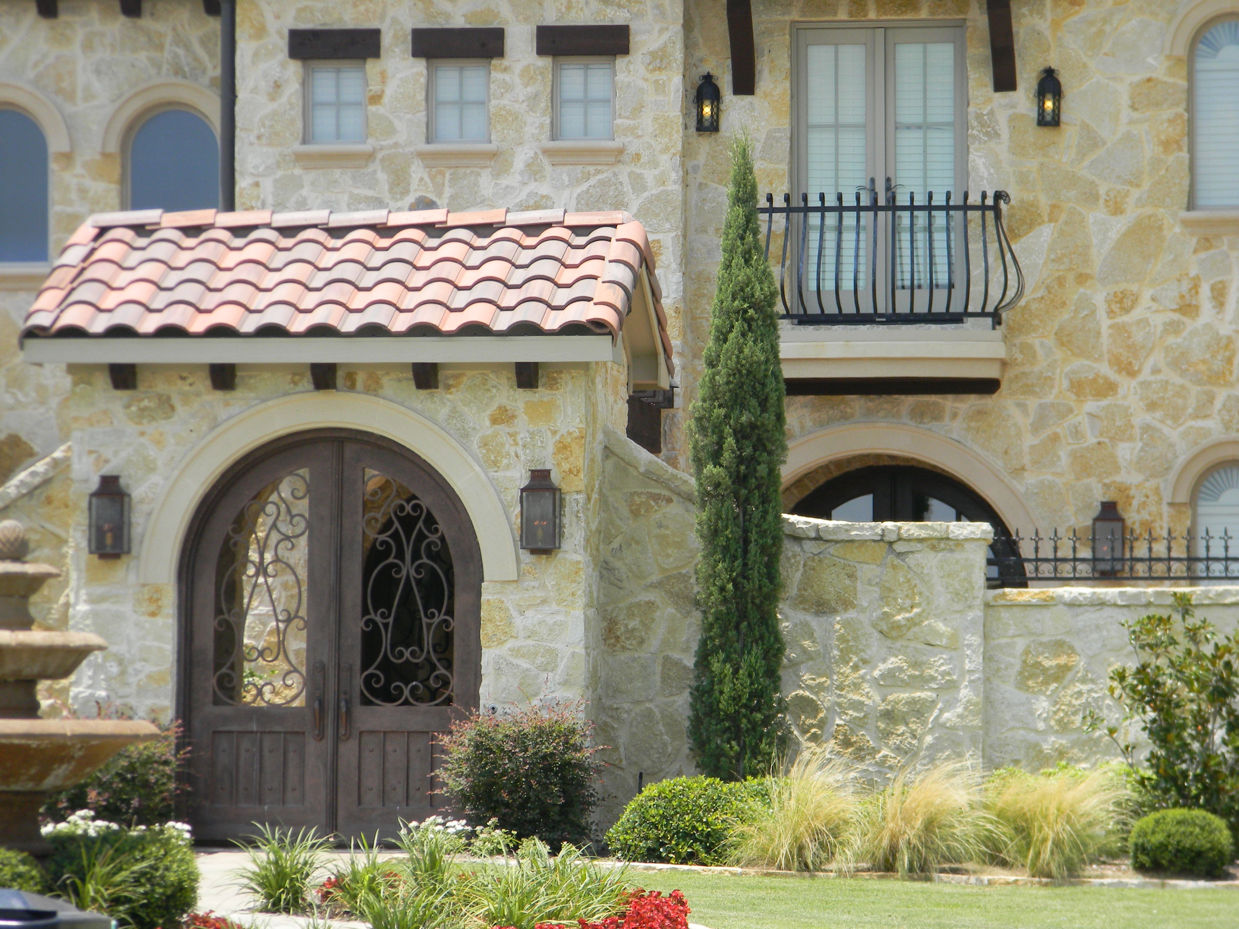 St. James Aspen Gas Wall Mount Lifestyle 36