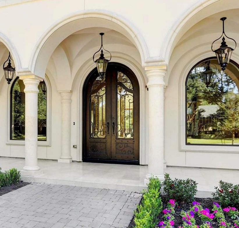 The CopperSmith Eslava Street Gas Pendant Yoke Lifestyle 2