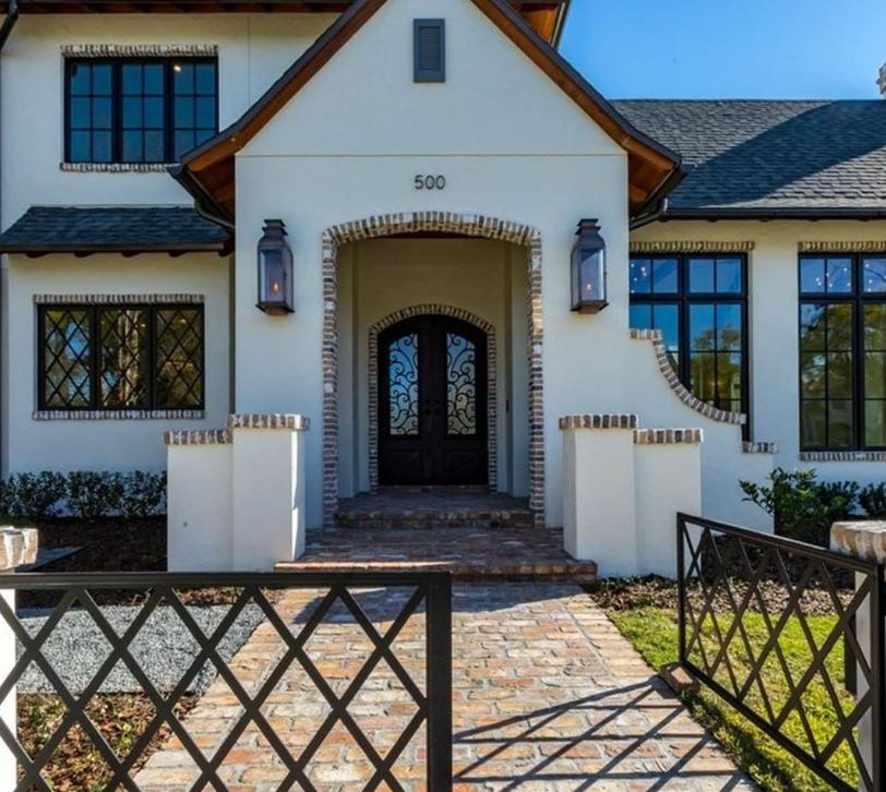 The CopperSmith Water Street Gas Wall Mount Lifestyle 8