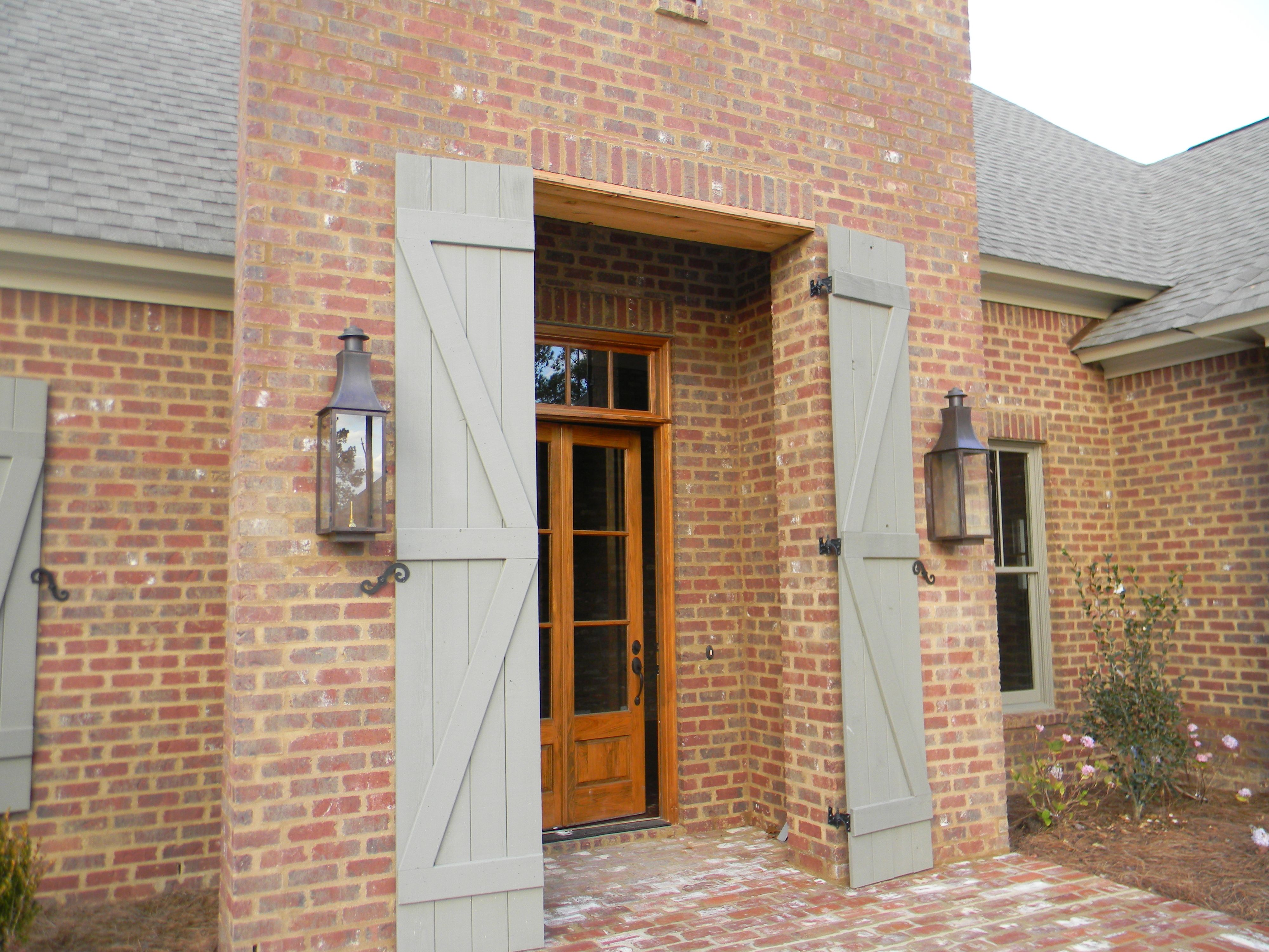 St. James Madison Gas Wall Mount Lifestyle 17