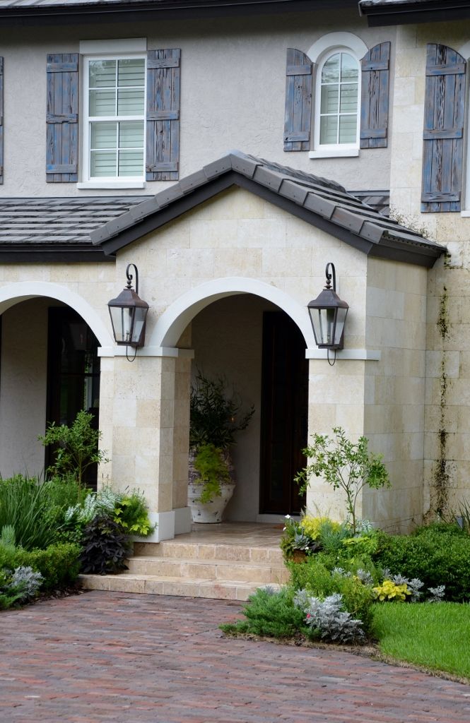 St. James Brunswick Gas Wall Mount Lifestyle 39