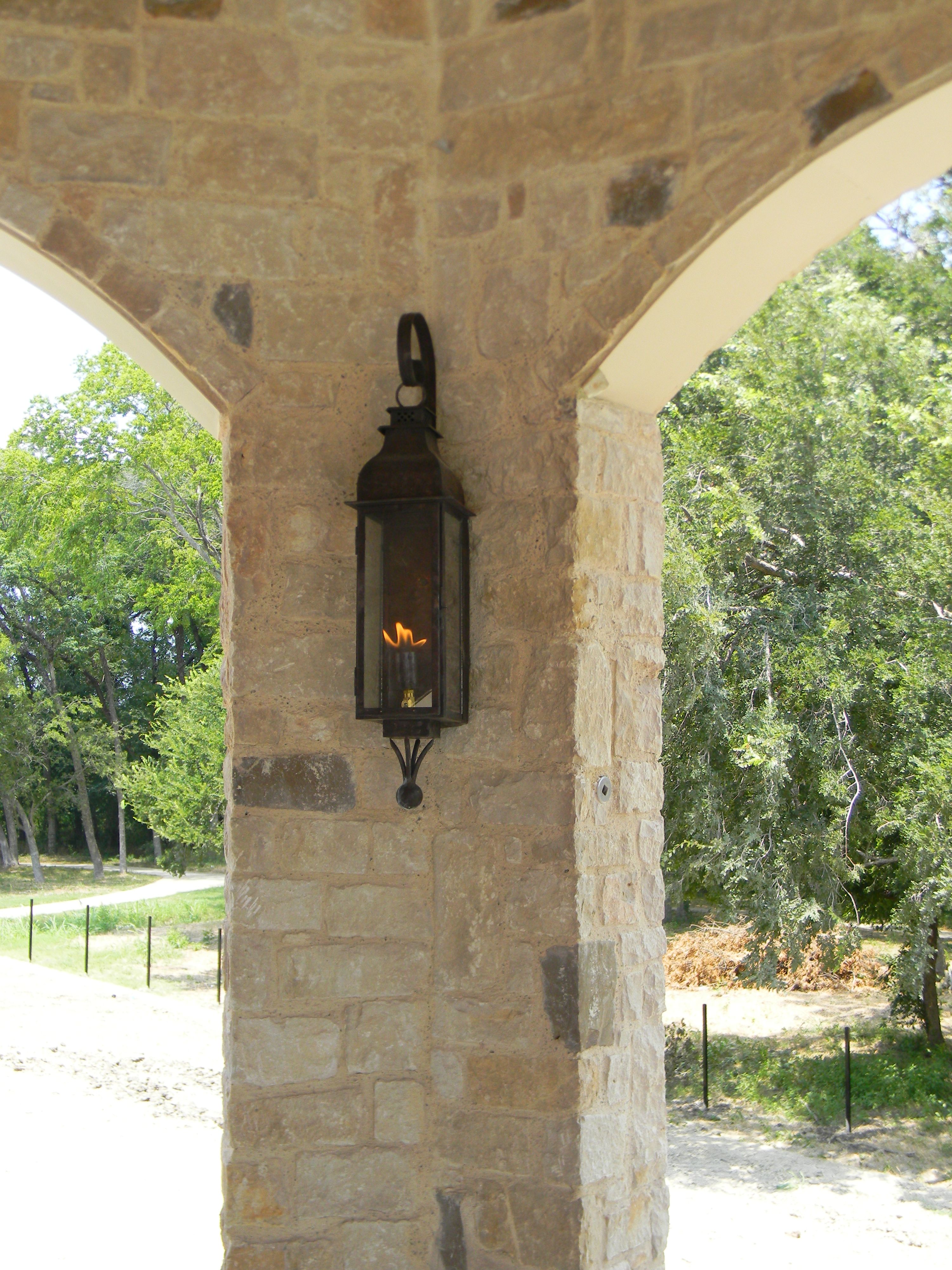 St. James Sarasota Gas Wall Mount Lifestyle 86