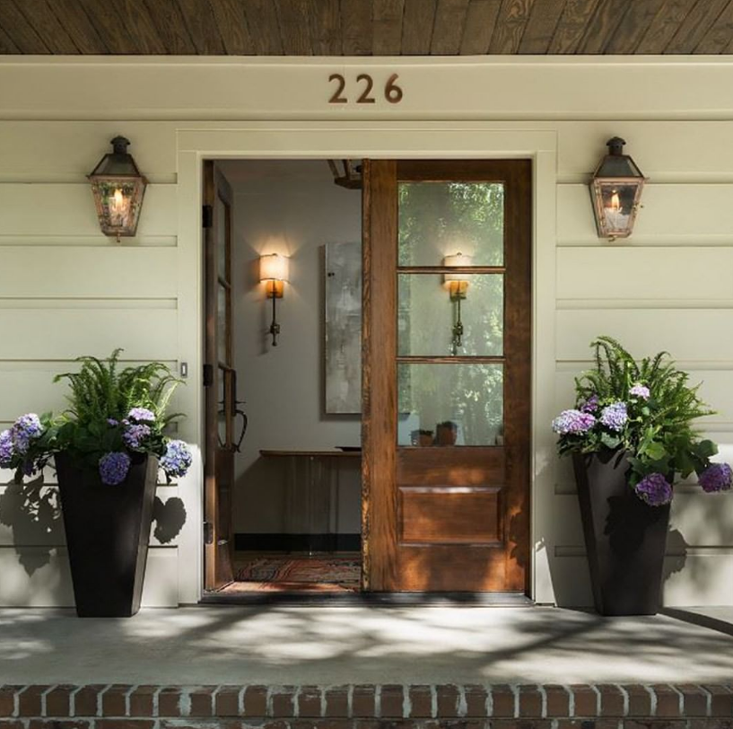 The CopperSmith Georgetown Gas Wall Mount Lifestyle 52