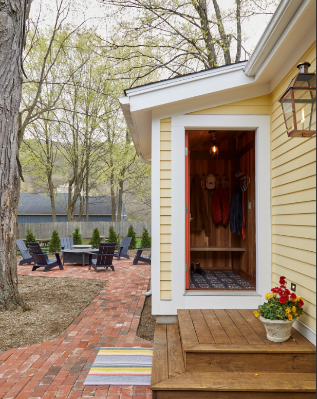 The CopperSmith Georgetown Gas Wall Mount Lifestyle 79