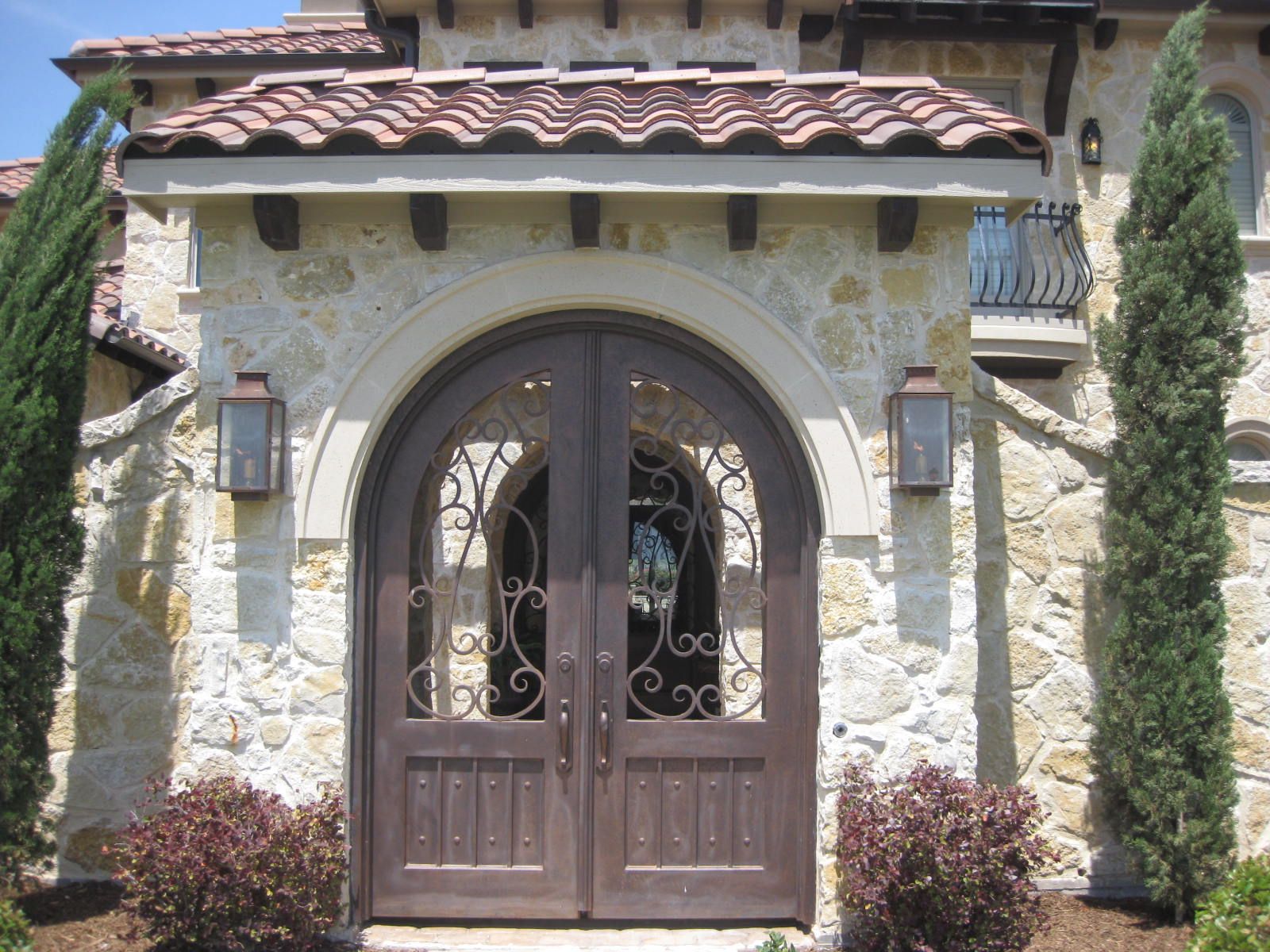 St. James Aspen Gas Wall Mount Lifestyle 31