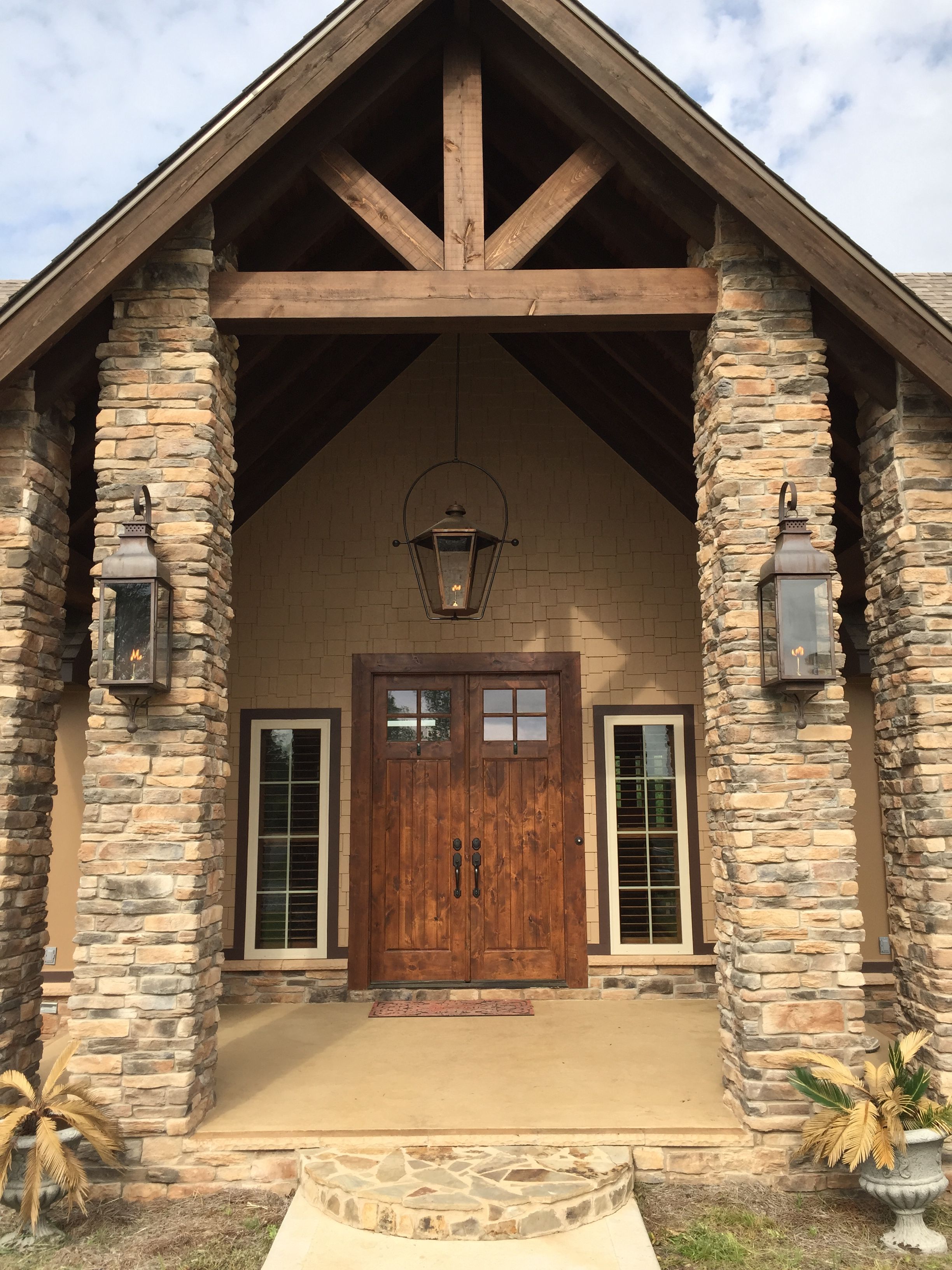 St. James Sarasota Gas Top Scroll Wall Mount Lifestyle 38