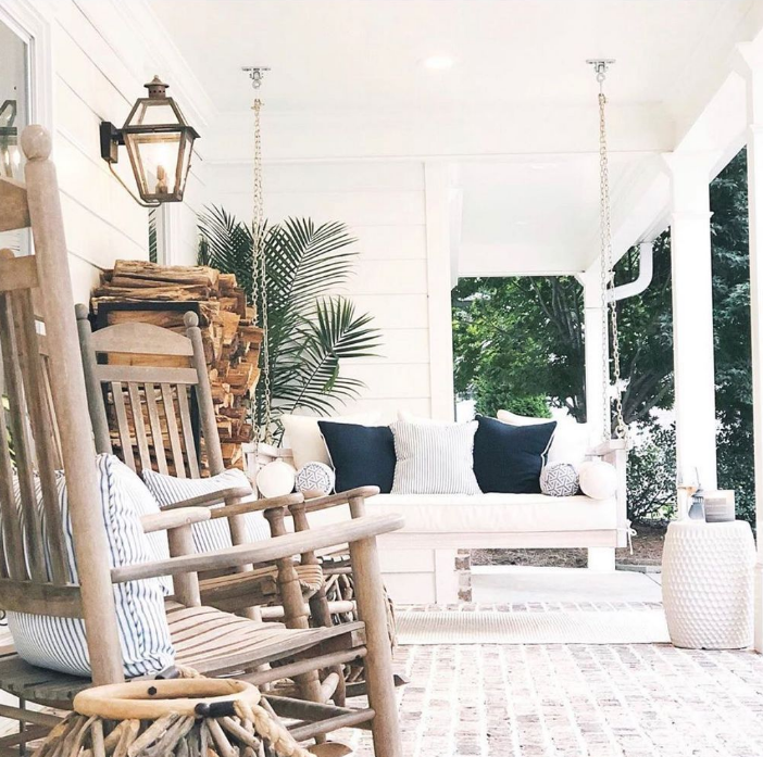 Primo Orleans Electric Wall Mount Lifestyle 30