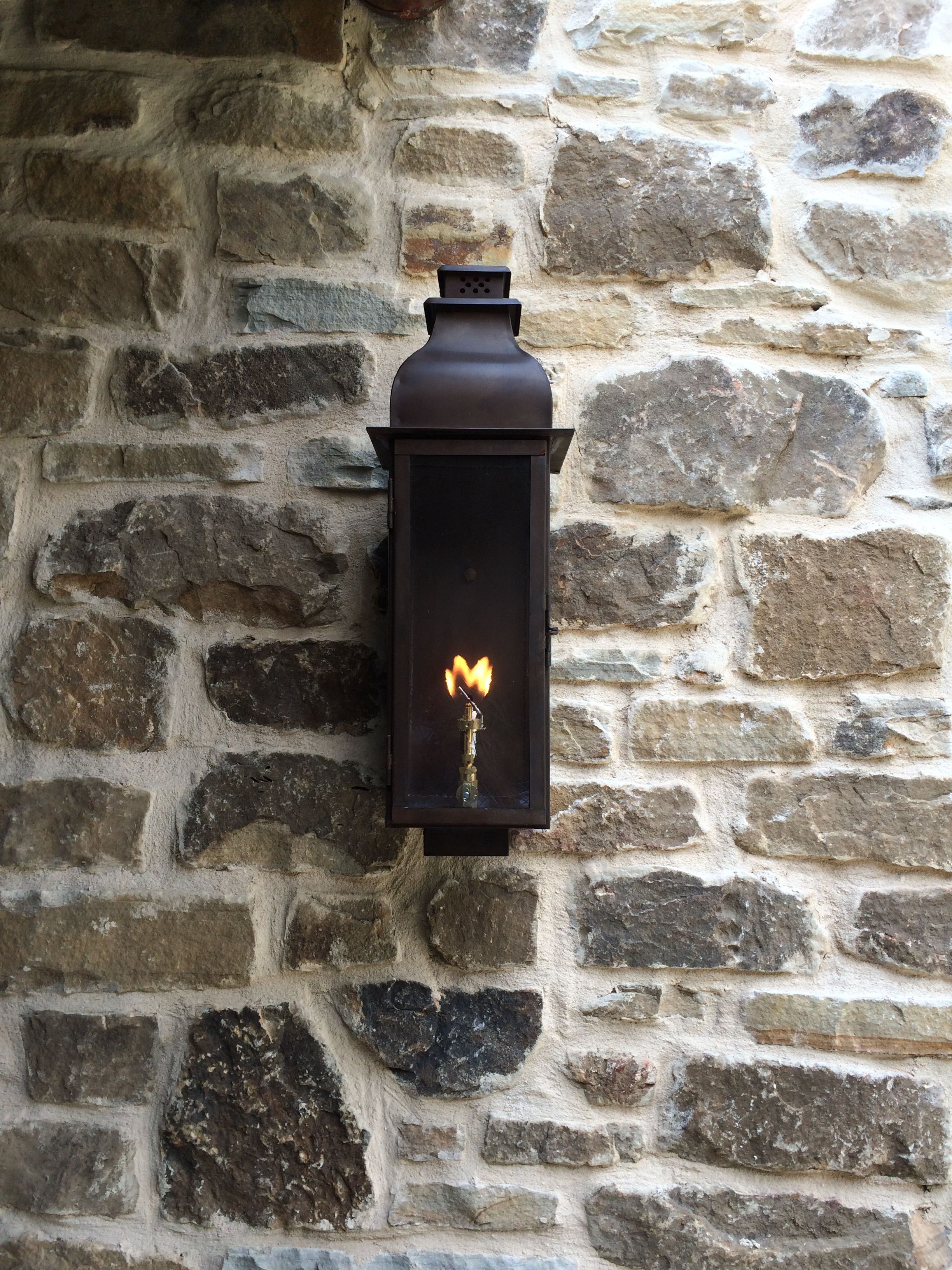 St. James Sarasota Gas Wall Mount Lifestyle 93