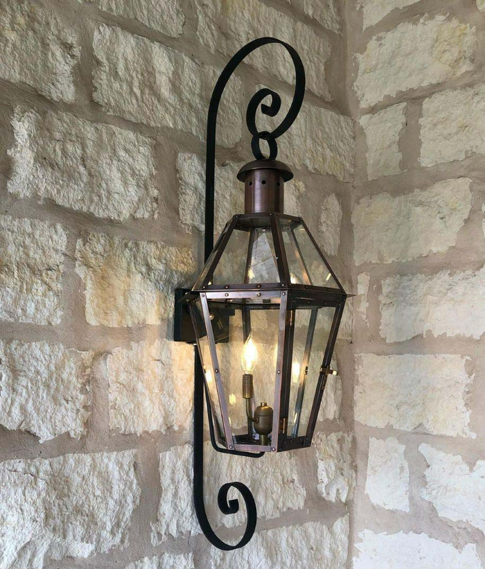 The CopperSmith Mount Vernon Electric Top and Bottom Scroll Wall Mount Lifestyle