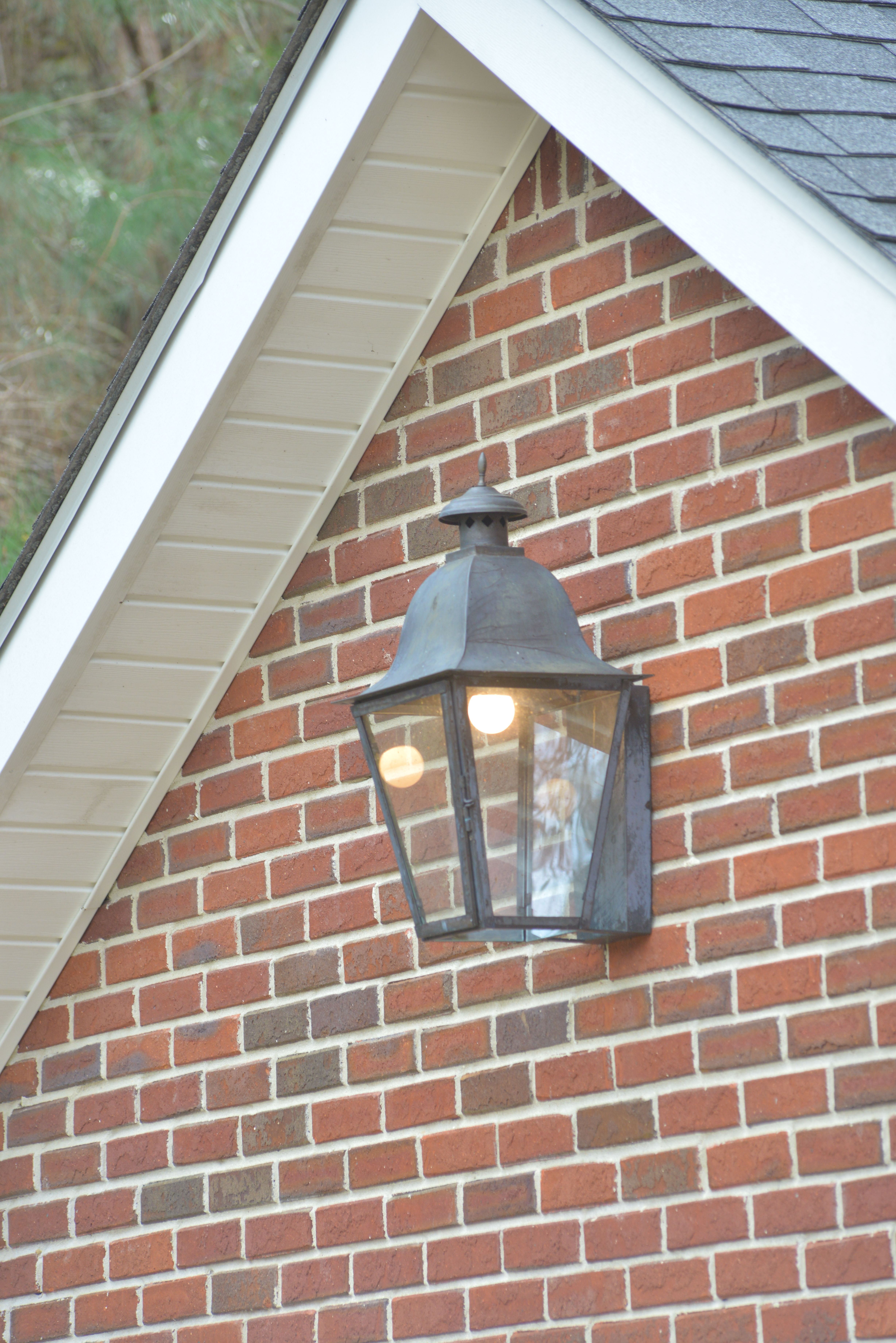 St. James Quebec Electric Wall Mount Lifestyle 25