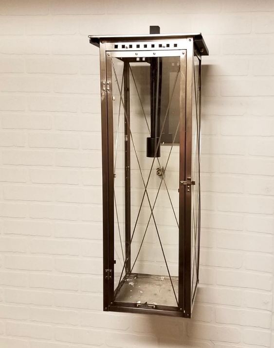 Primo Alantowne Wall Mount Lifestyle 1