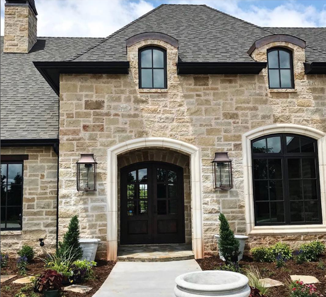 Primo Breaux Bridge Wall Mount Lifestyle 3