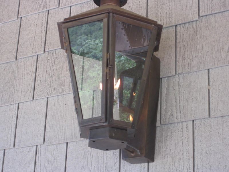 St. James Biloxi Gas Wall Mount Lifestyle 18