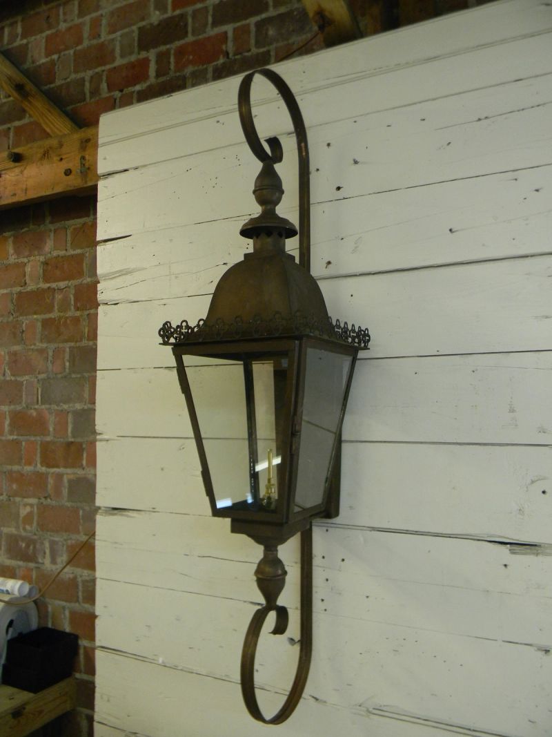 St. James Quebec Gas Custom Wall Mount Lifestyle 70