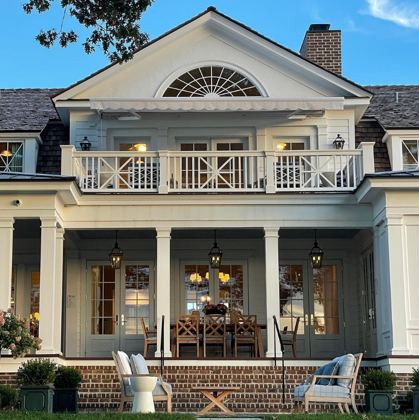 The CopperSmith Georgetown Electric Hanging Chain Mount Lifestyle 14