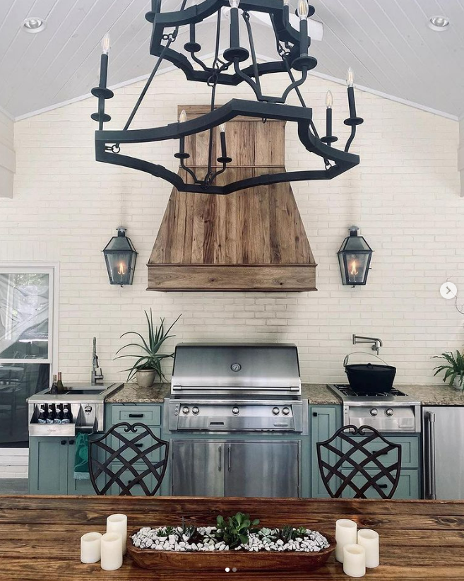 The CopperSmith Acadia Gas Flush Wall Mount Lifestyle 1