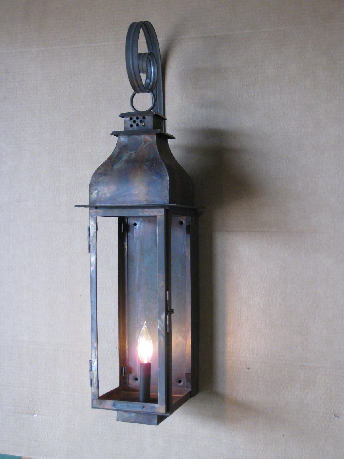 St. James Sarasota Electric Top Scroll Wall Mount Lifestyle 29