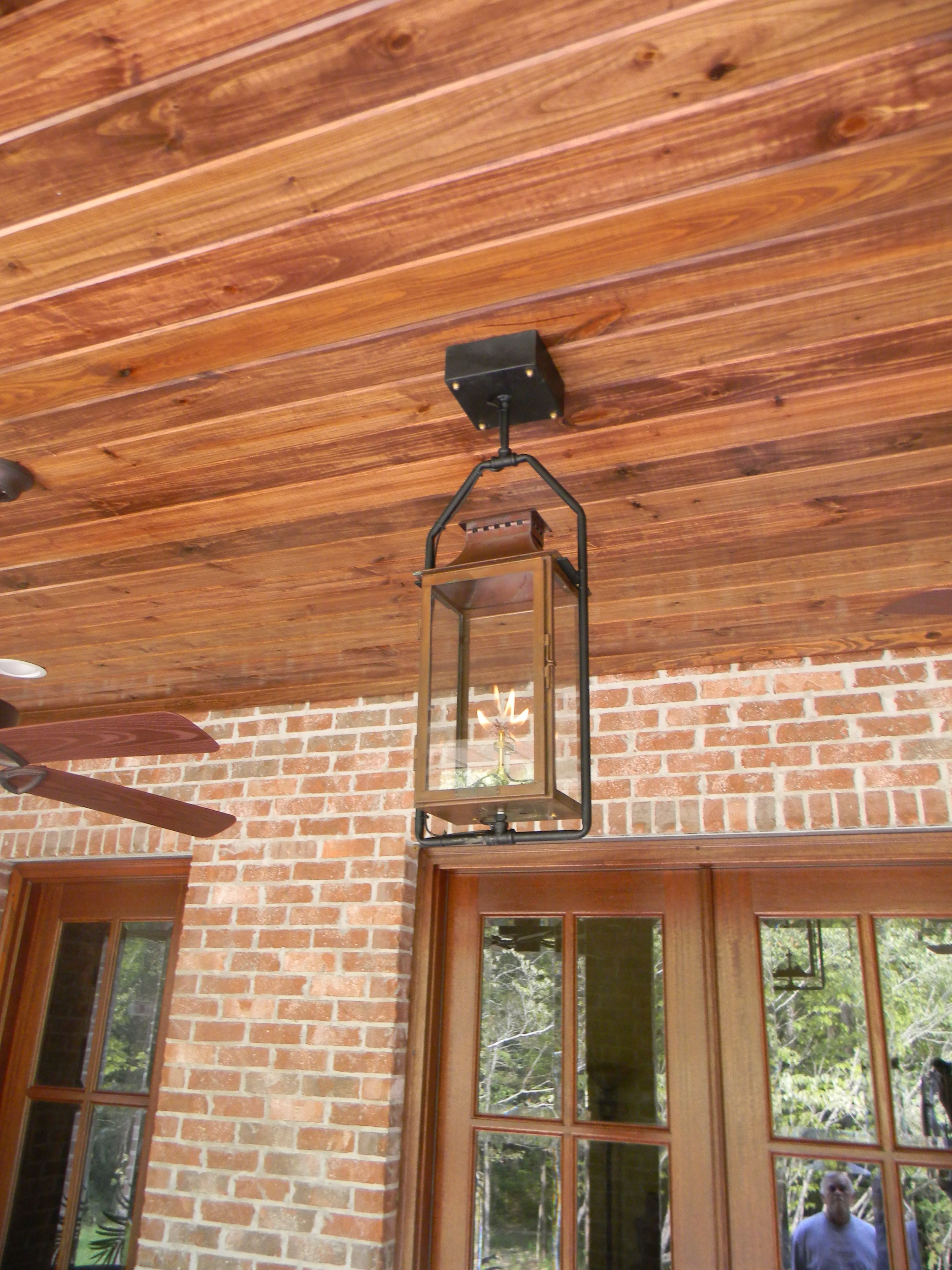 St. James Gas Full Yoke Hanging Lifestyle 10