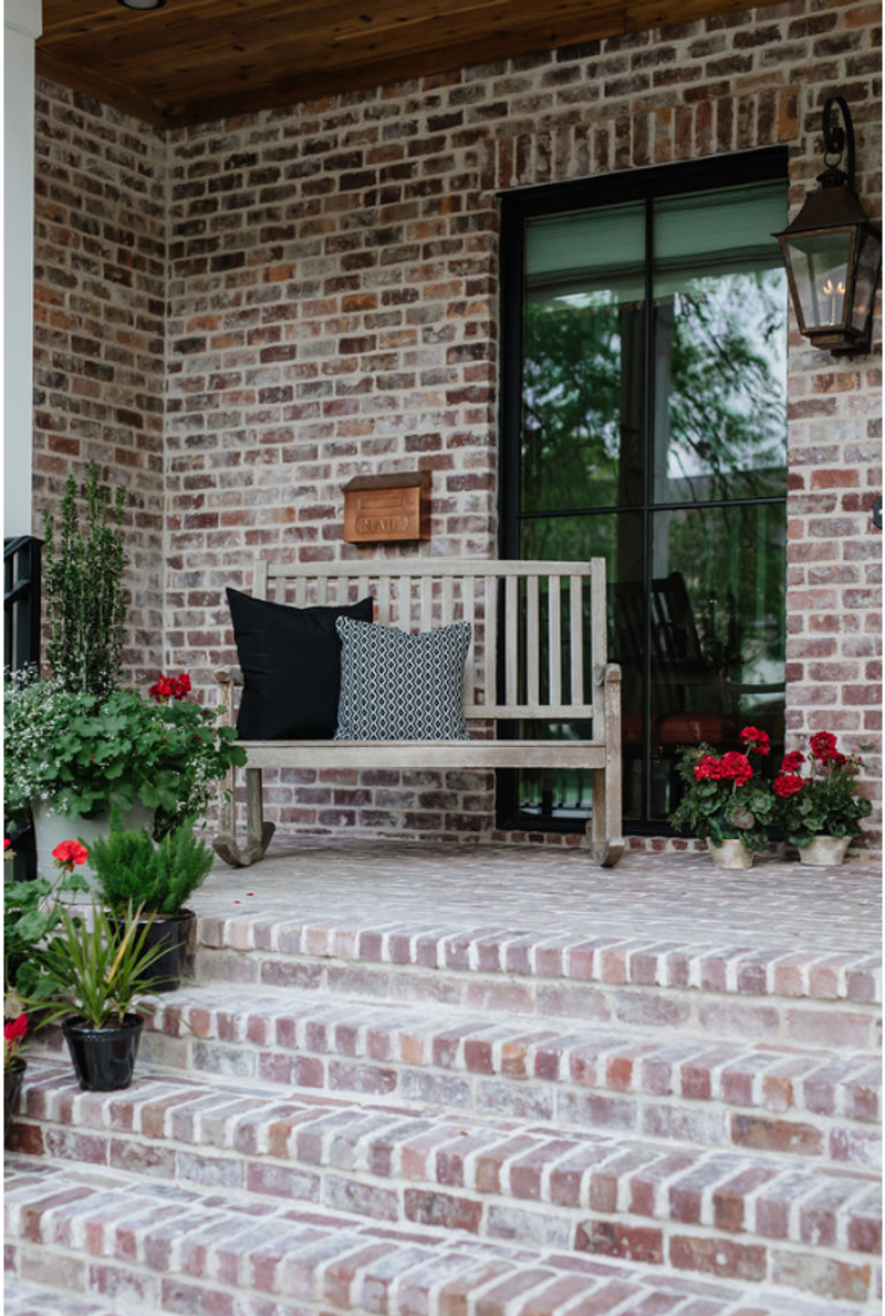 St. James Montrose Gas Wall Mount Lifestyle 12
