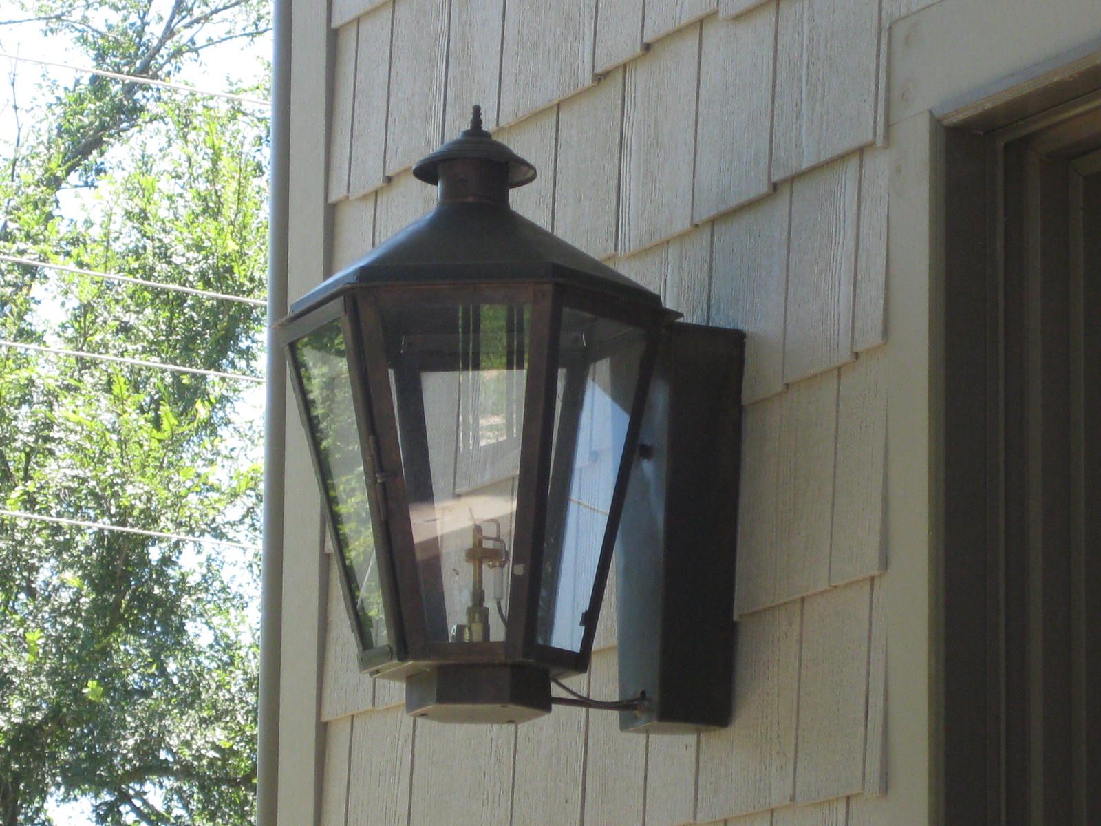 St. James Biloxi Gas Wall Mount Lifestyle 21