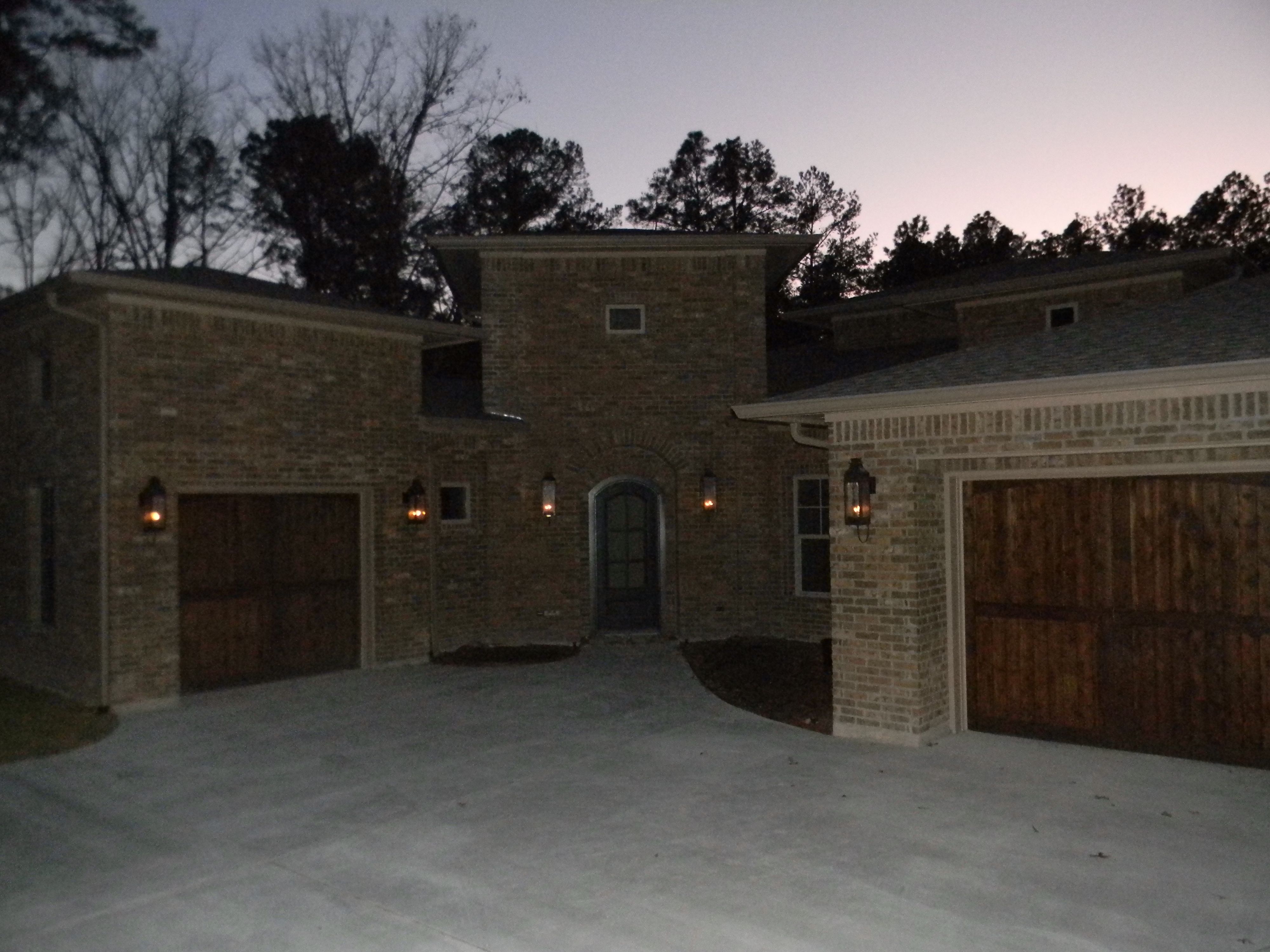 St. James Sarasota Gas Wall Mount Lifestyle 60