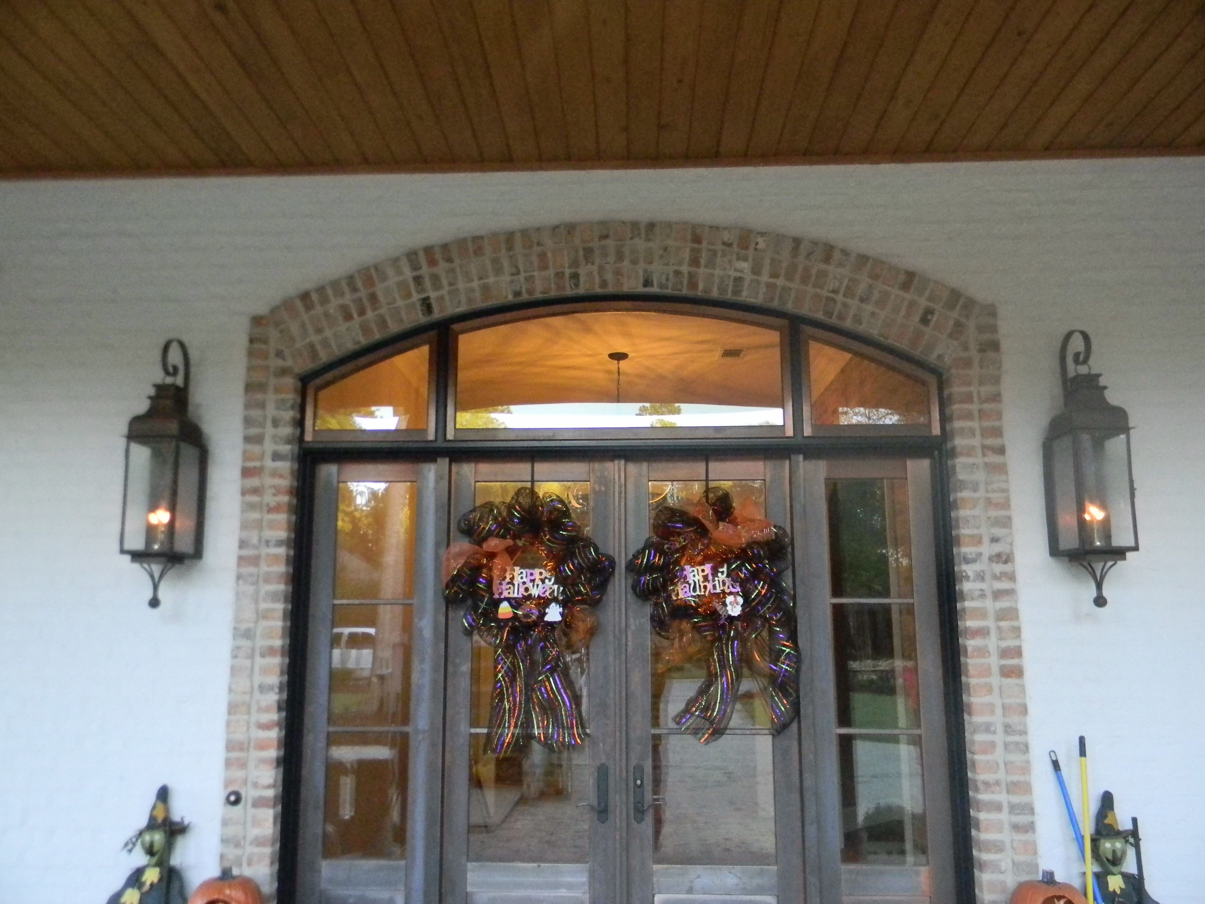 St. James Sarasota Gas Top Scroll Wall Mount Lifestyle 45