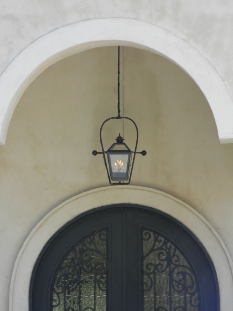 St. James Magnolia Gas Full Yoke Hanging Lifestyle 28
