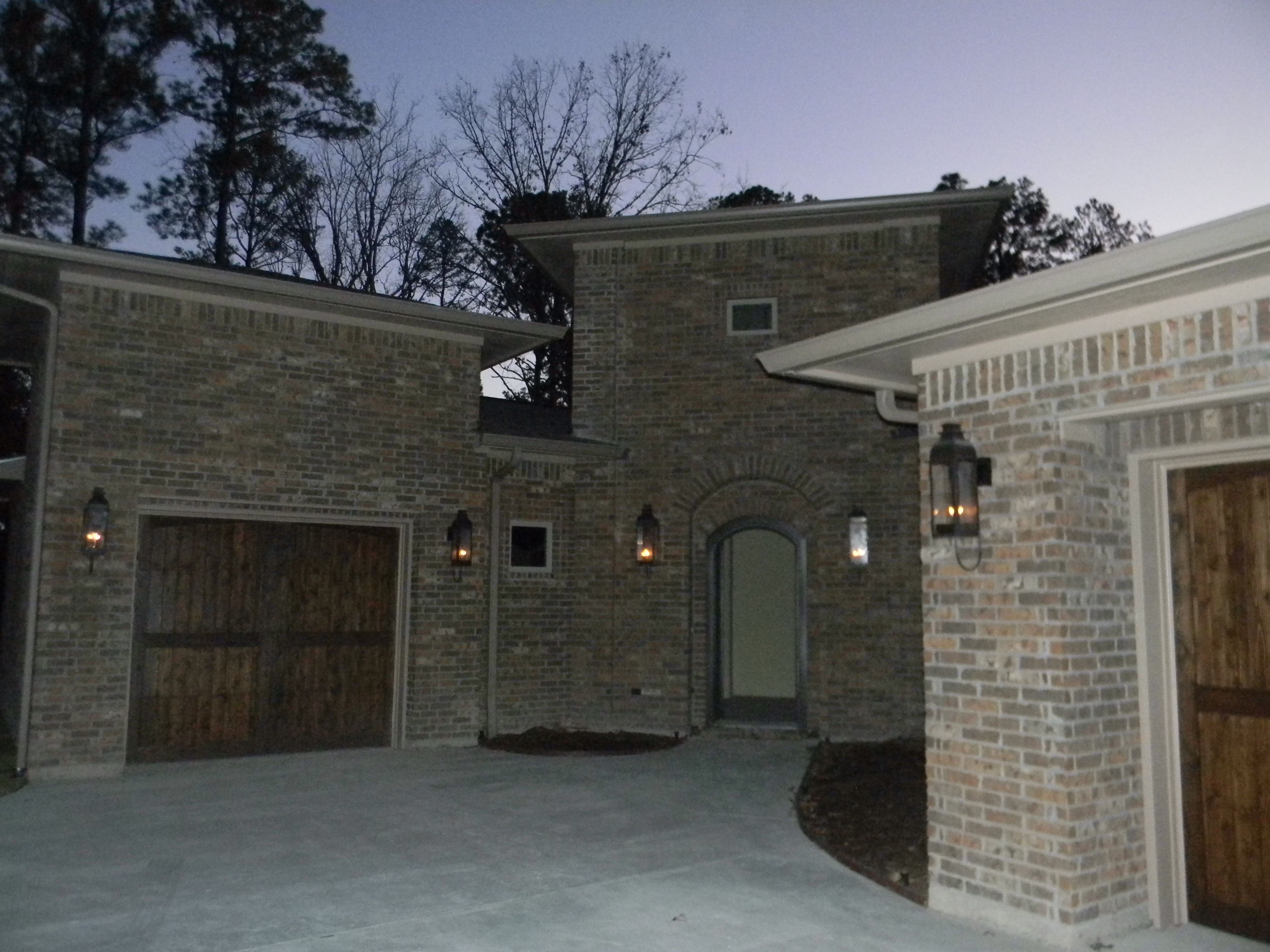 St. James Sarasota Gas Wall Mount Lifestyle 56