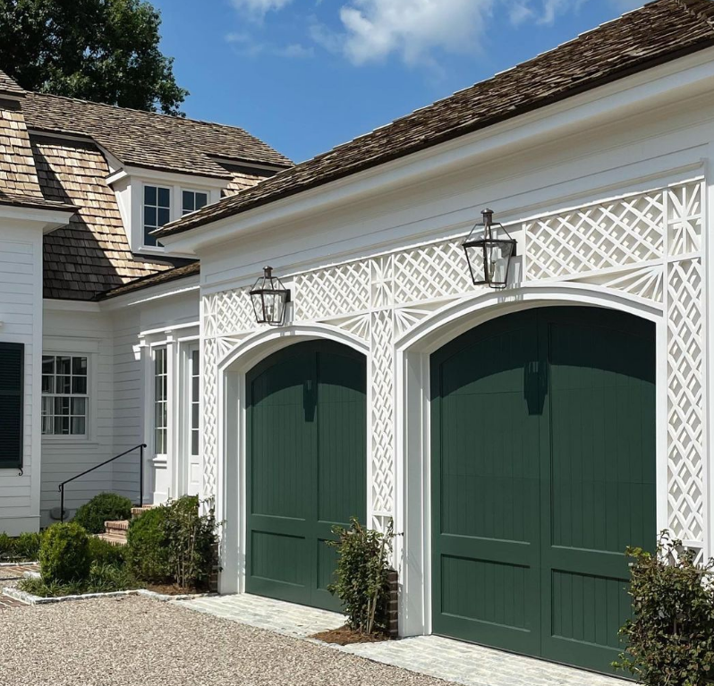 The CopperSmith Georgetown Electric Wall Mount Lifestyle 28