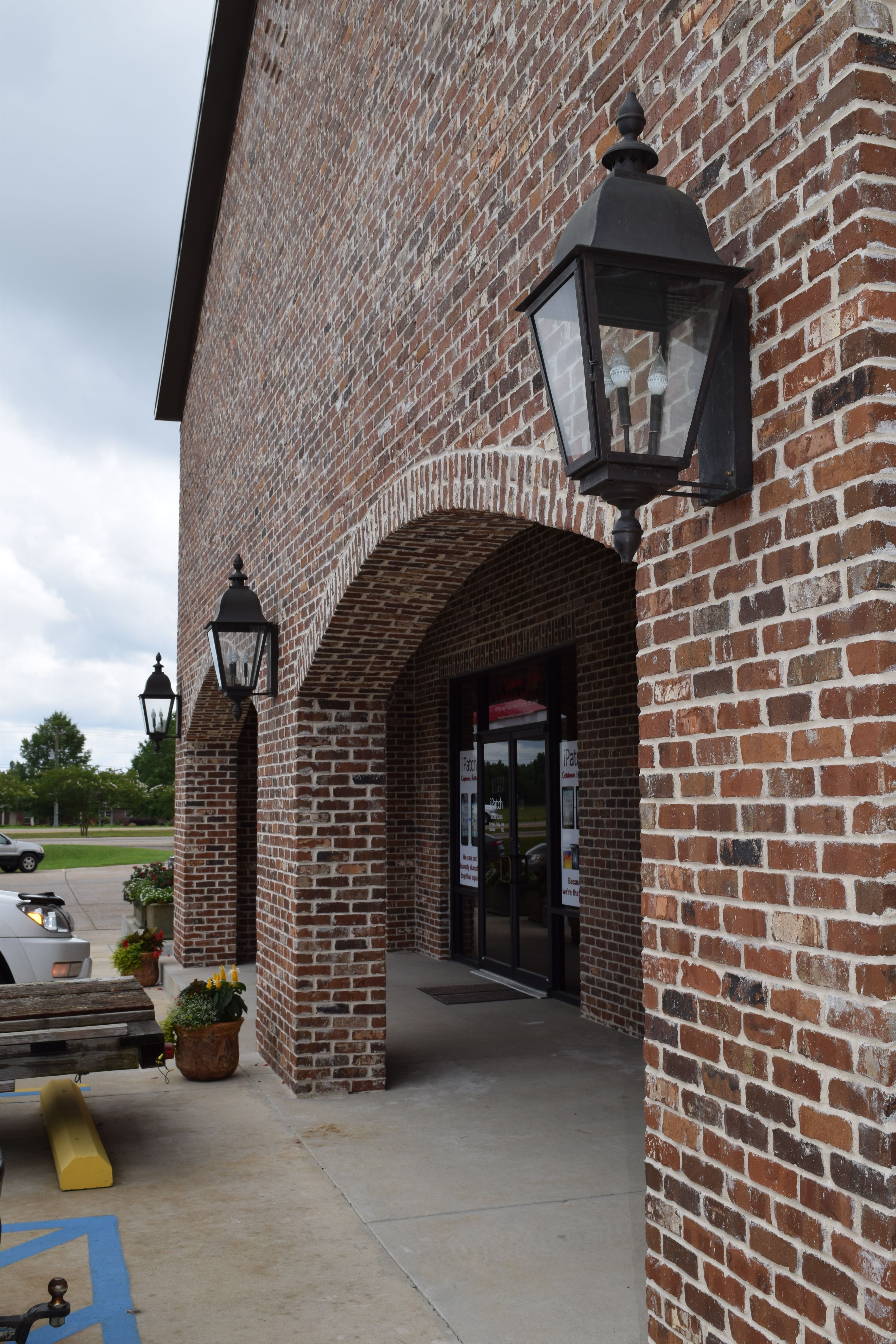 St. James Quebec Electric Wall Mount Lifestyle 5