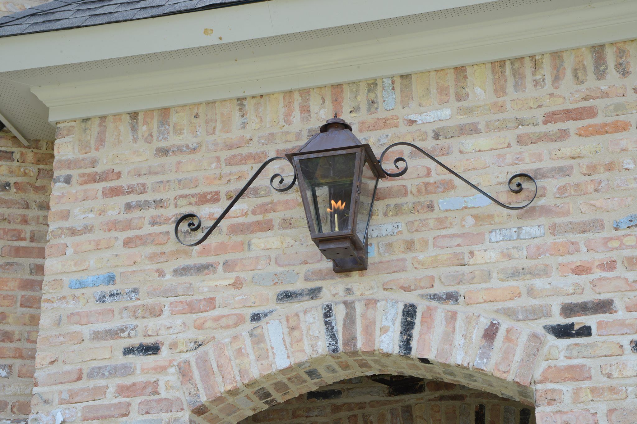 St. James Magnolia Gas Mustache Wall Mount Lifestyle 78