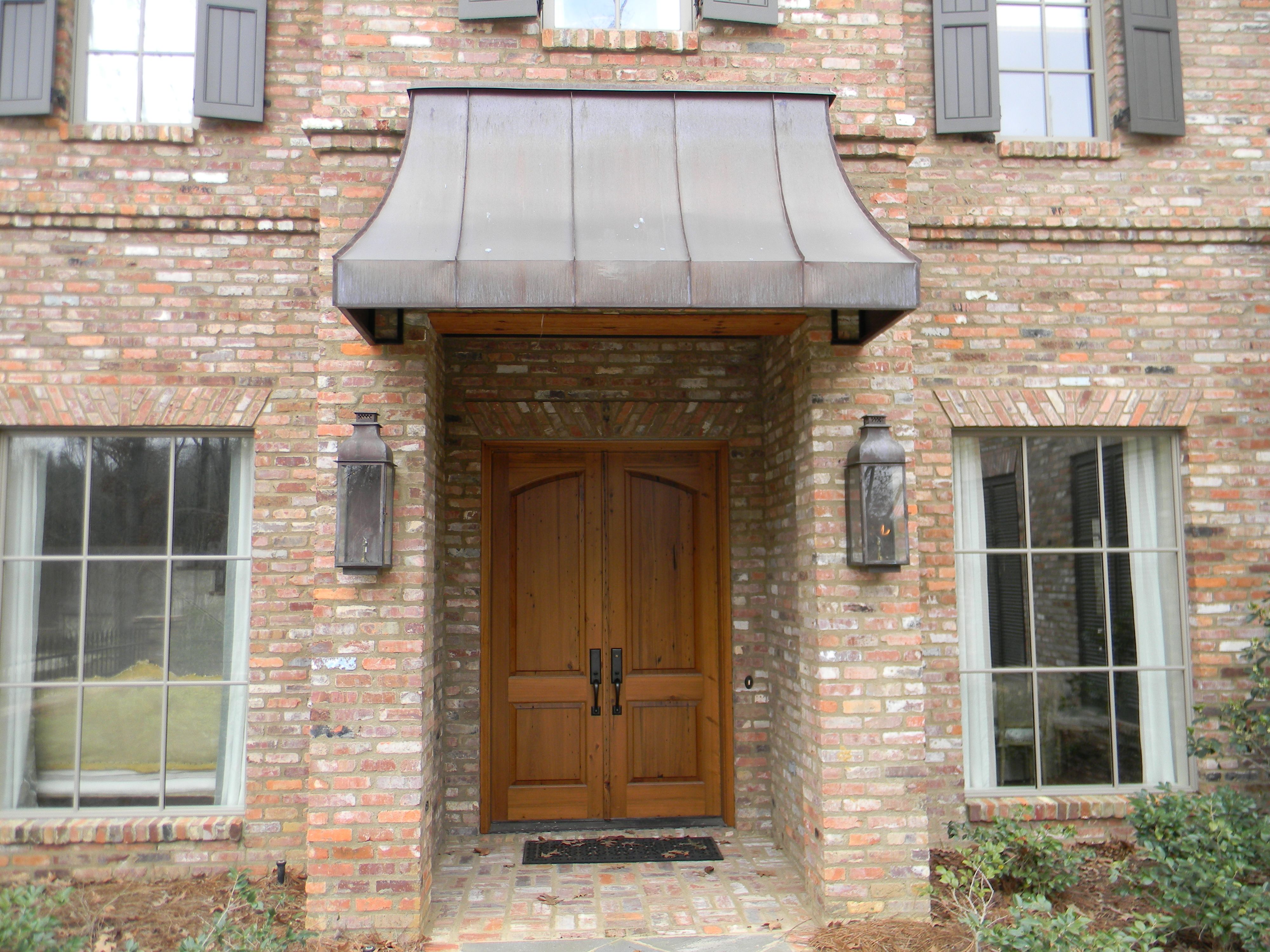 St. James Sarasota Gas Wall Mount Lifestyle 67