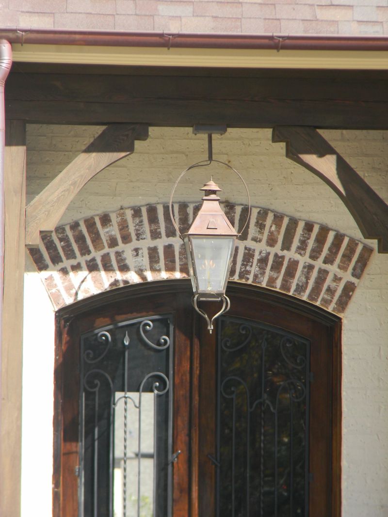 St. James Chesapeake Gas Yoke Hanging Lifestyle 3