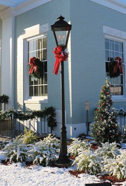 The CopperSmith State Street Gas Post Mount Lifestyle 14