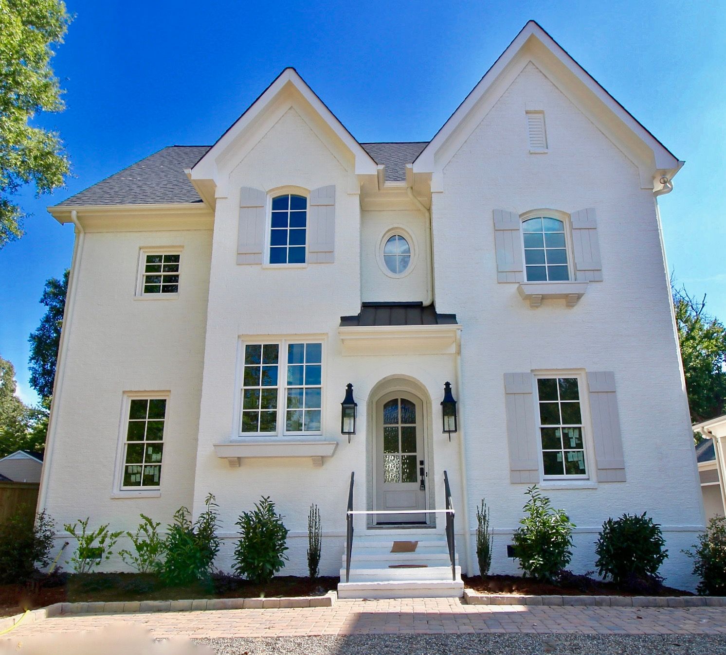 St. James Madison Gas Wall Mount Lifestyle 12