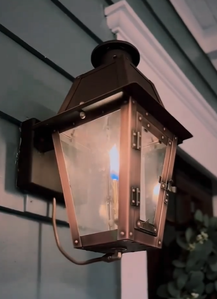 Primo Orleans Gas Wall Mount Lifestyle 42